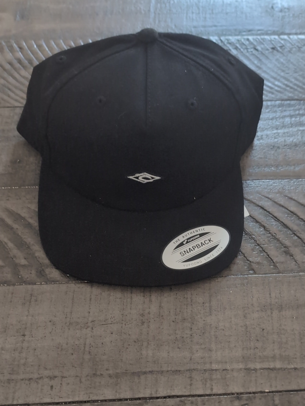 Ripcurl Black Snapback Cap